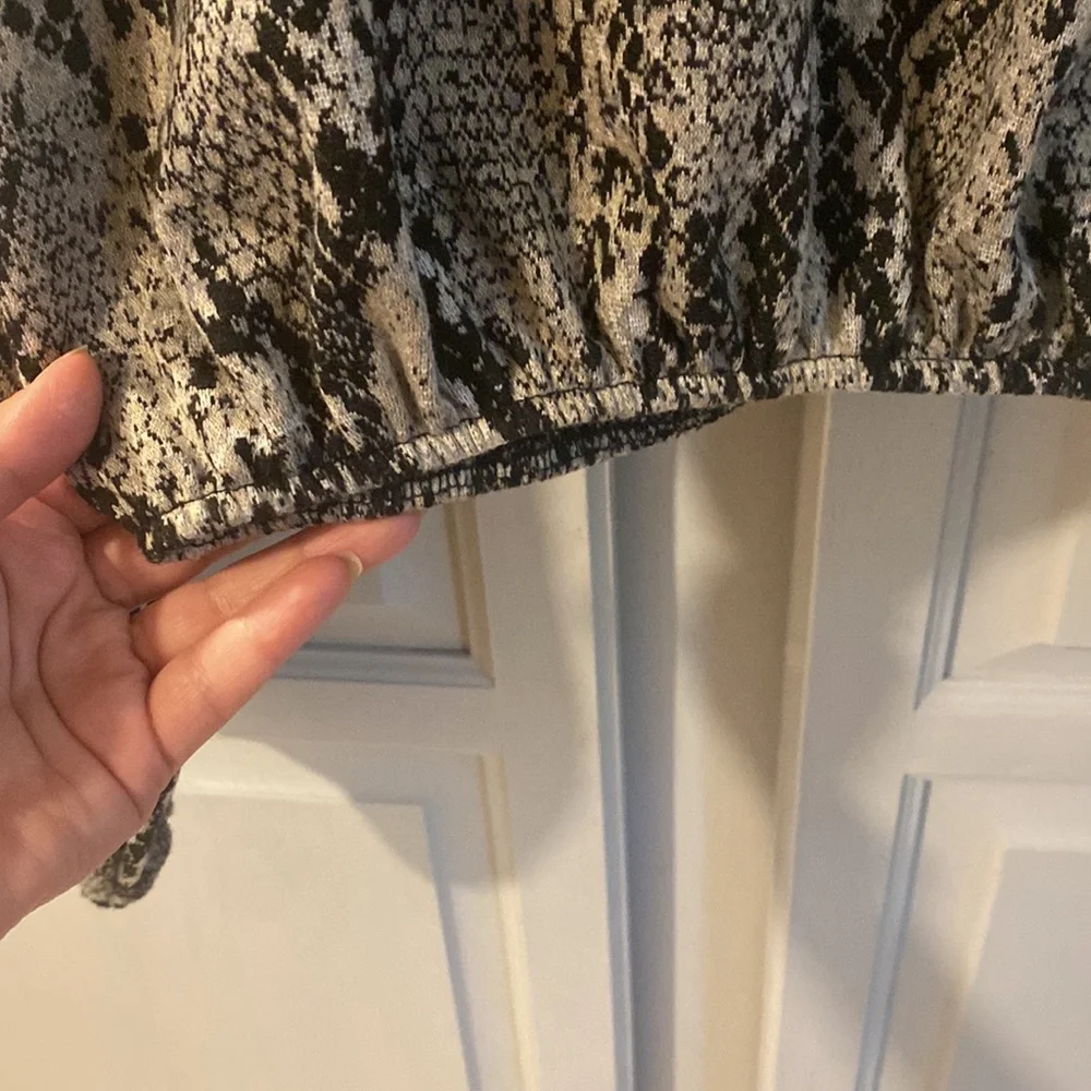 Zara snakeskin cinch waist sweater